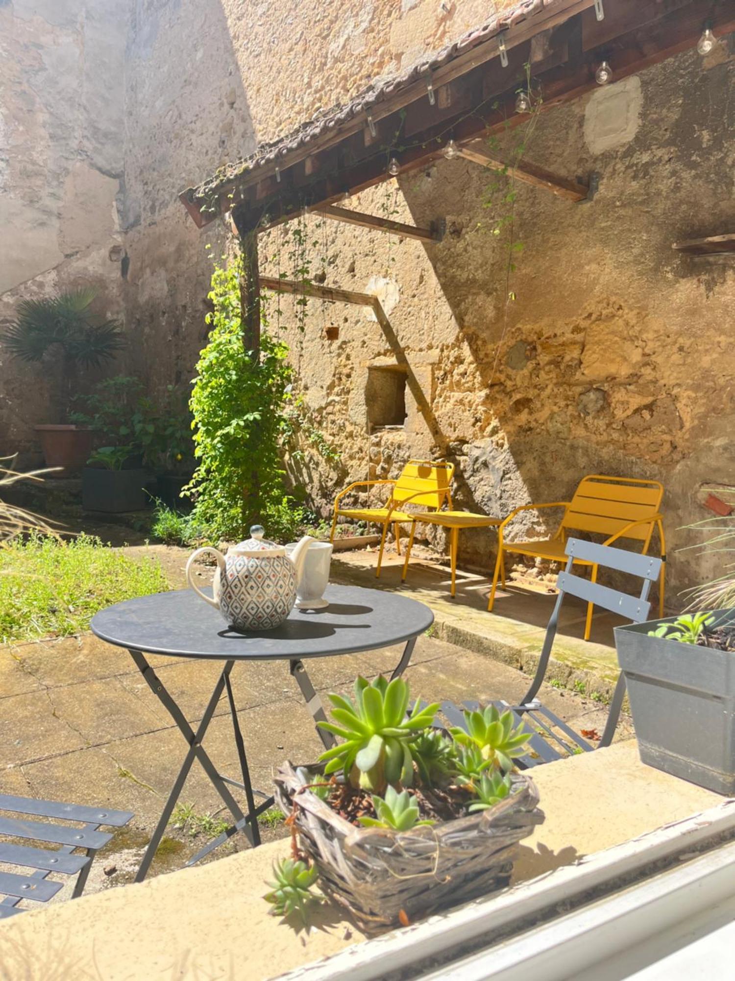 Maison Des Chevilles La Chatre Luaran gambar